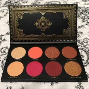 Gorgeous Ace Beaute Grandiose Eyeshadow Palette!!